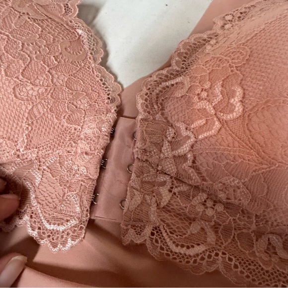 Elegant Pink Lace Women's Intimate bra size XXL - Picture 3 of 6